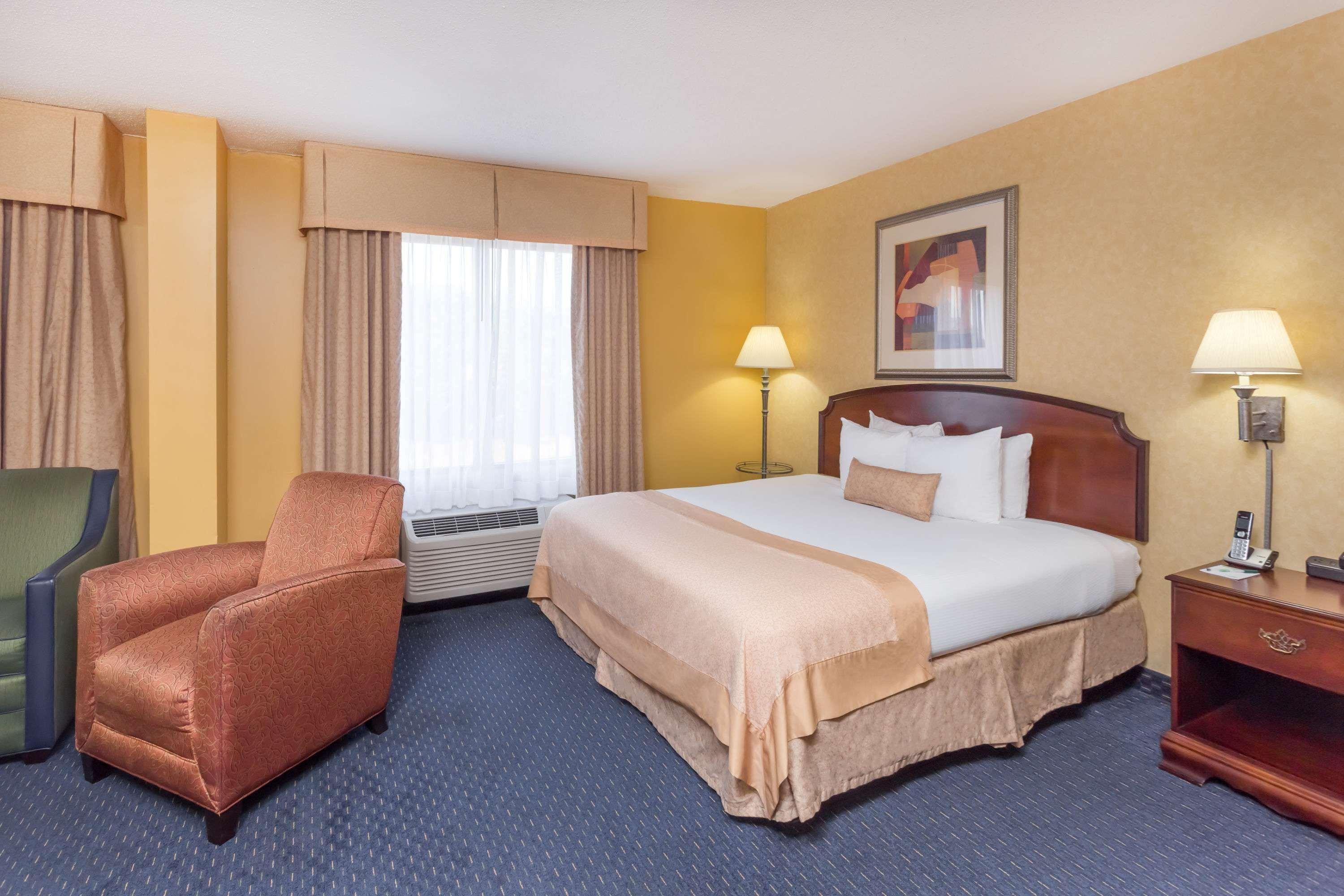 Wingate By Wyndham Greenville Airport Exterior photo