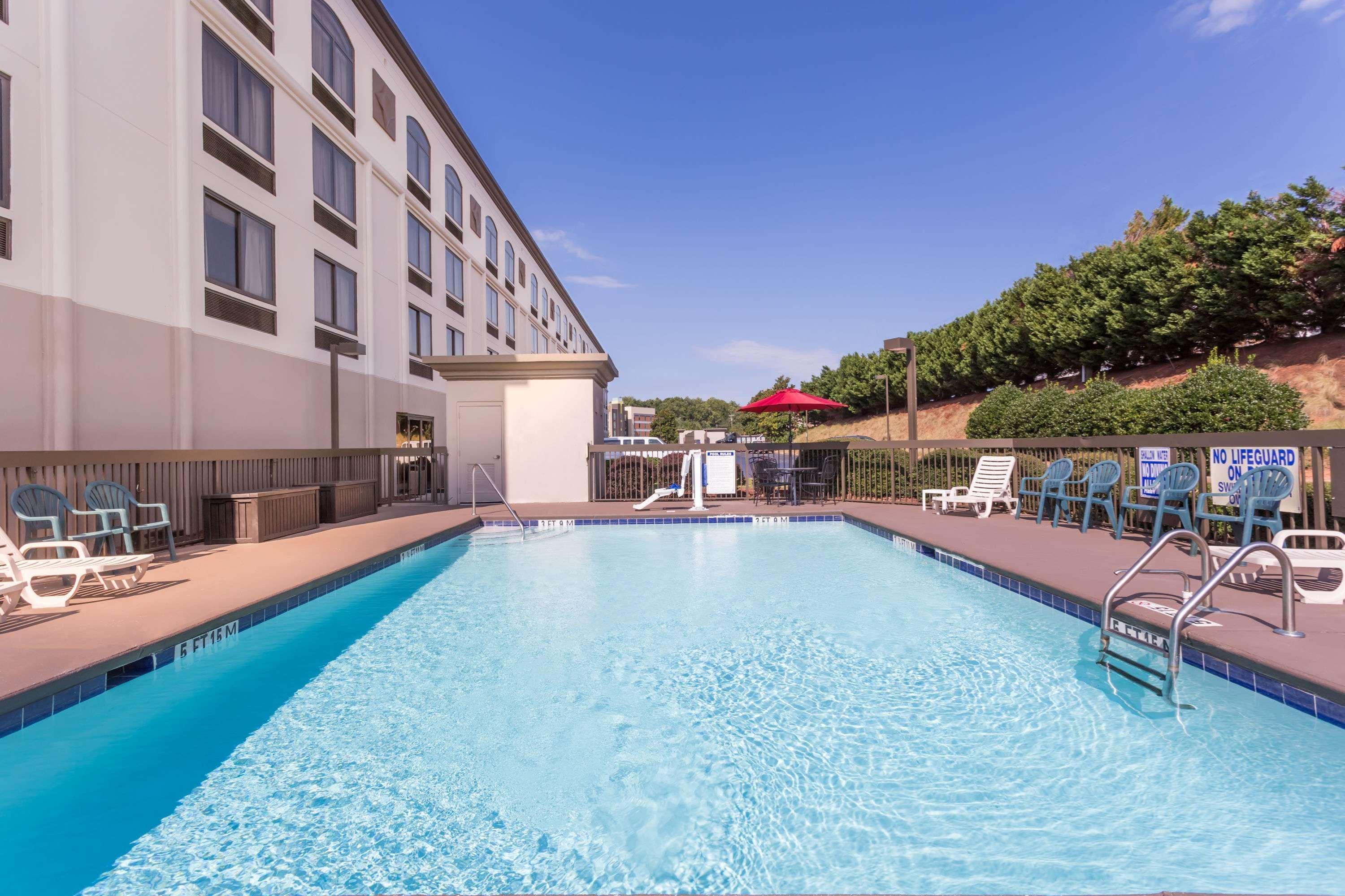 Wingate By Wyndham Greenville Airport Exterior photo
